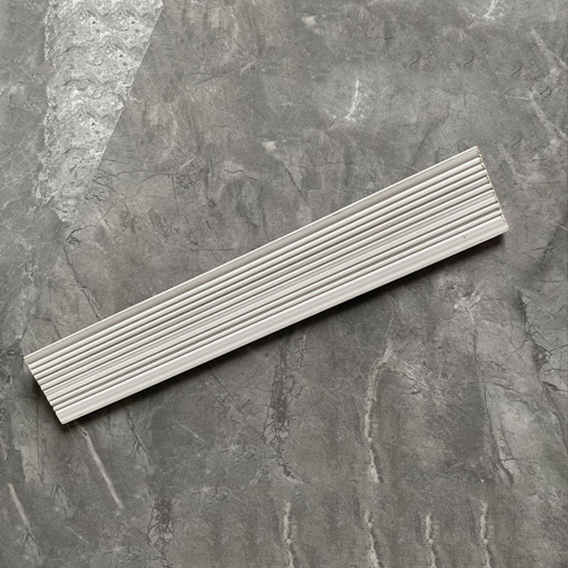 Daya Tahan Tinggi 45 * 45mm Perlindungan Sudut WPC Terbuat Dari Kayu Plastik Komposit