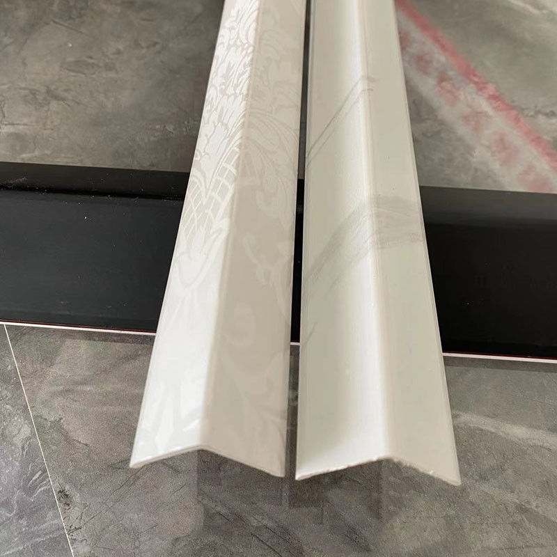 Bahan Hias Dinding Rectangle Fireproof SPC Skirting Board Pemasangan Lem