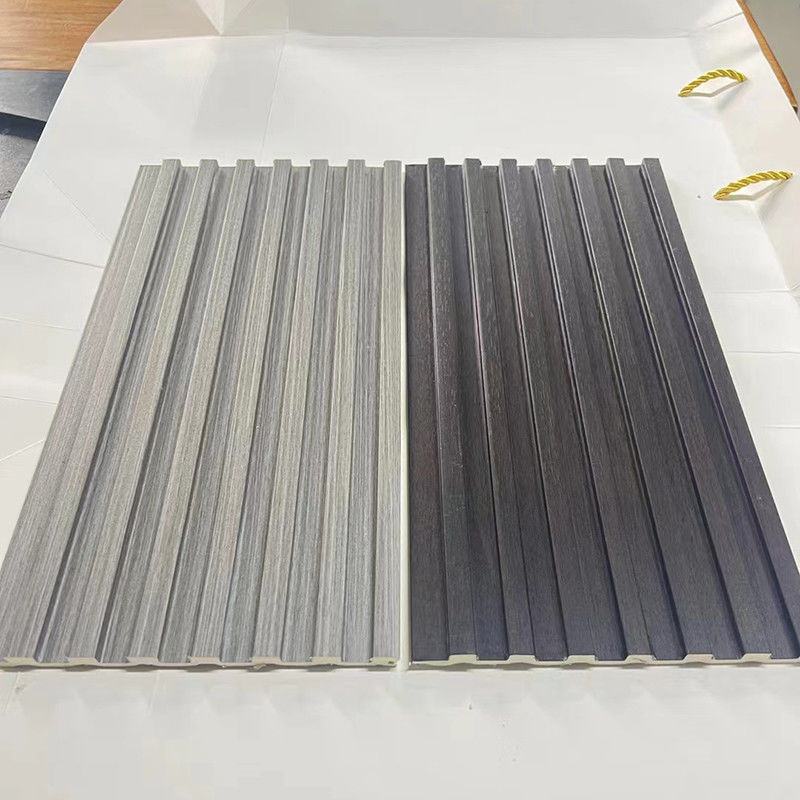 Custom WPC Fiber Grating Groove Surface Waterproof Fireproof Wall Cladding untuk Dekorasi Rumah